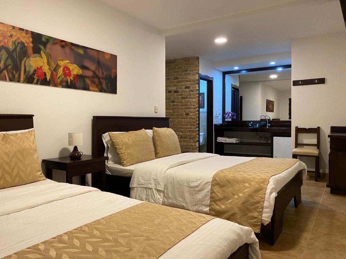 Casa Hotel Las Orquideas Circasia Kültér fotó
