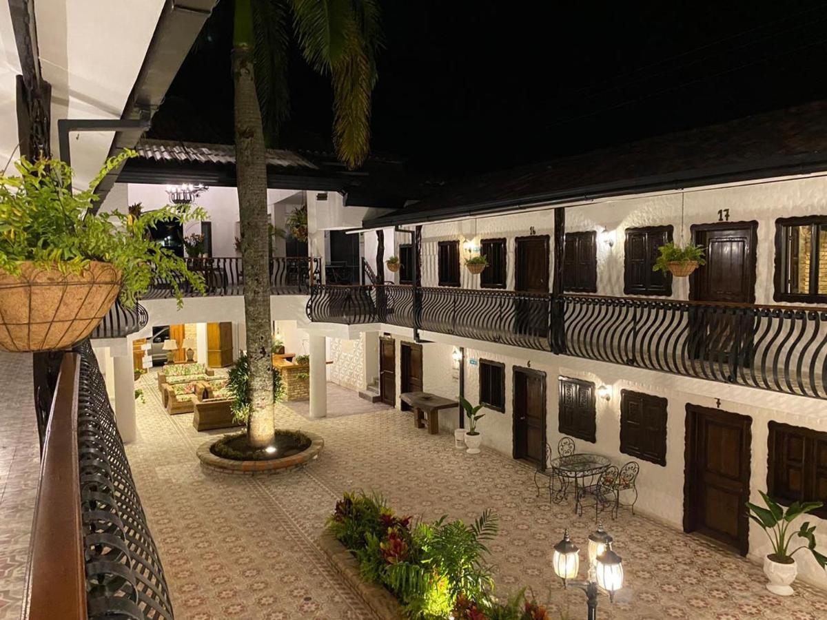 Casa Hotel Las Orquideas Circasia Kültér fotó