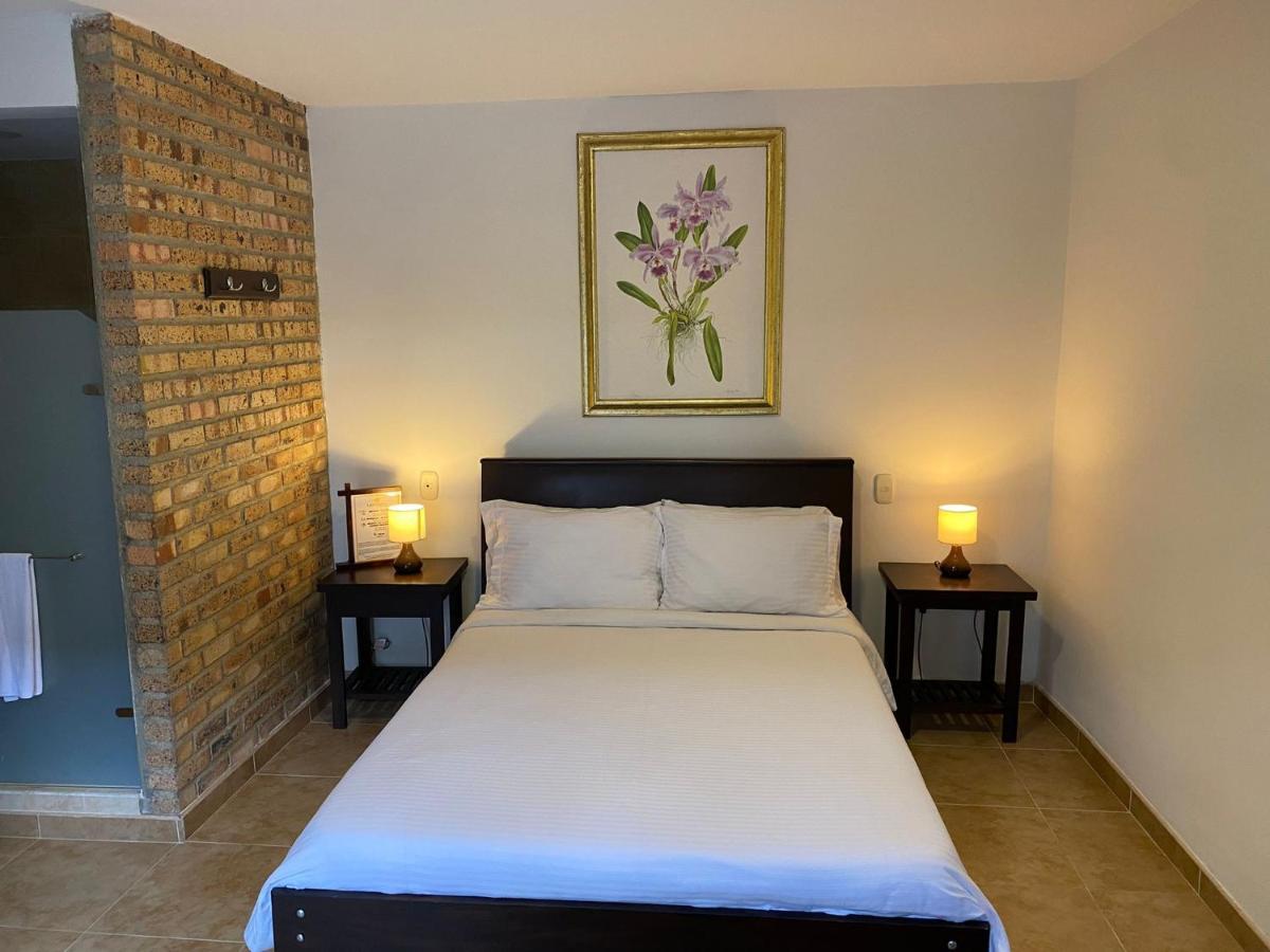 Casa Hotel Las Orquideas Circasia Kültér fotó